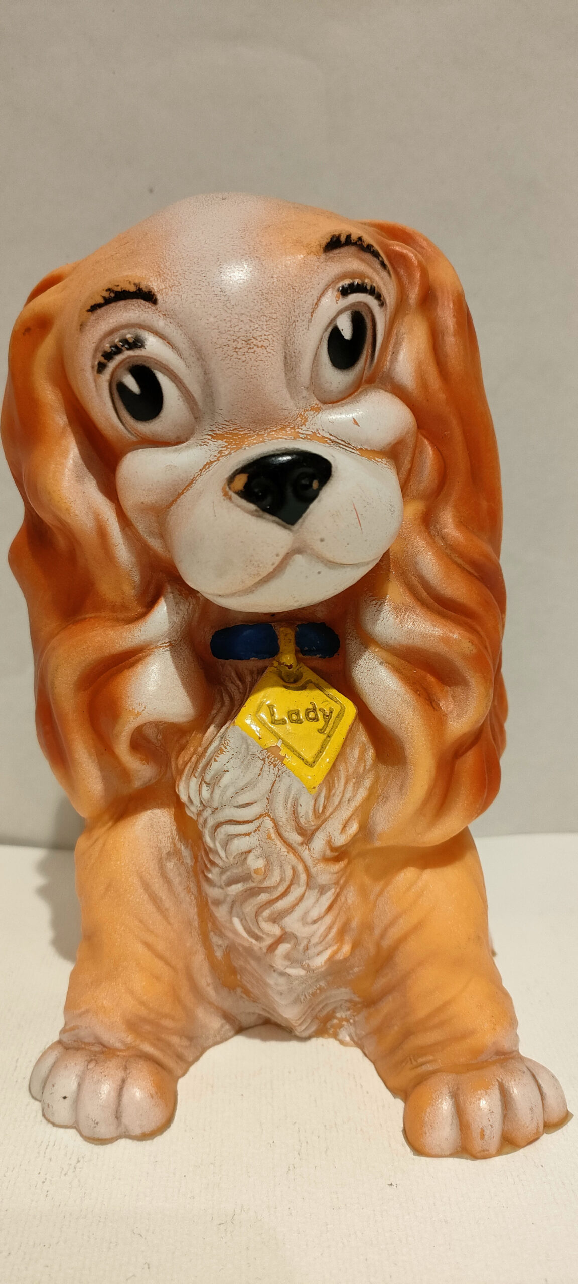 Lilli – (Lilli e il Vagabondo) – Medaglione Giallo con Scritta Lady