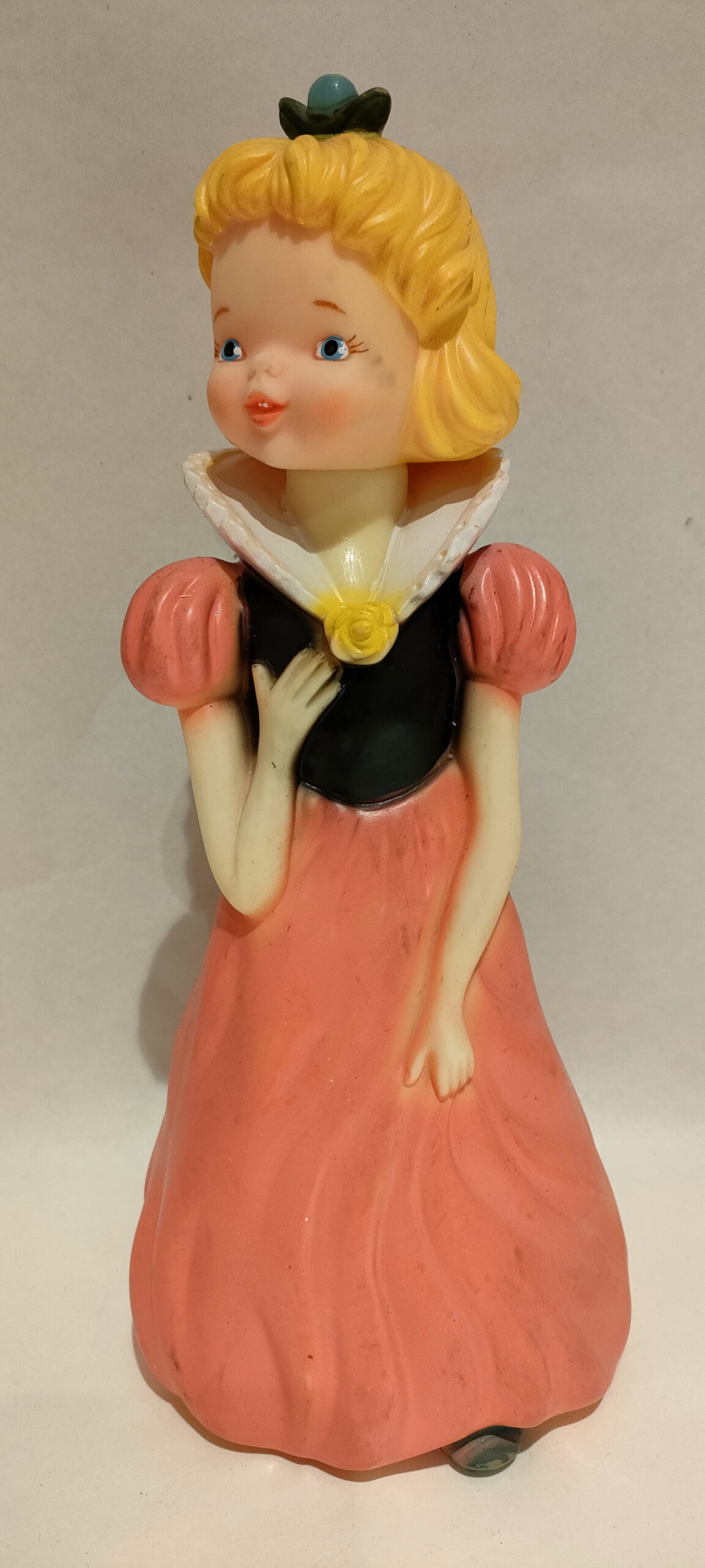 Biancaneve – Bionda – Biancaneve e i 7 Nani