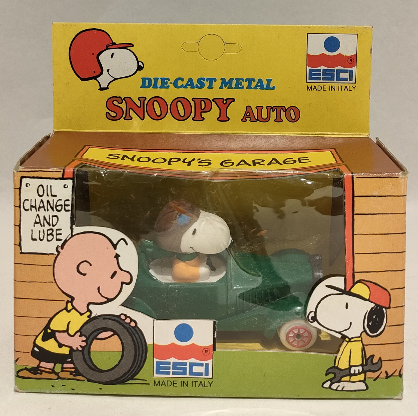 Snoopy – In Auto d’Epoca Verde – Scala 1:43 – In Box