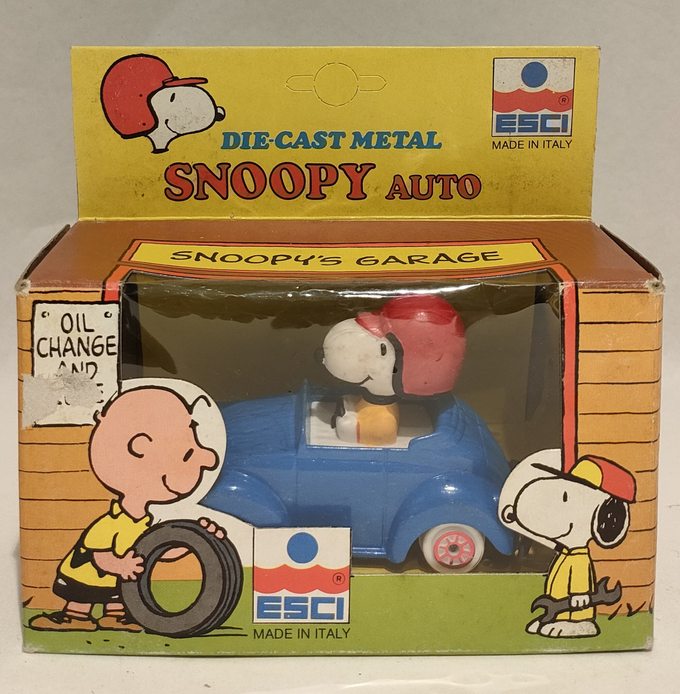 Snoopy – In Auto Maggiolone Azzurro – Scala 1:43 – In Box