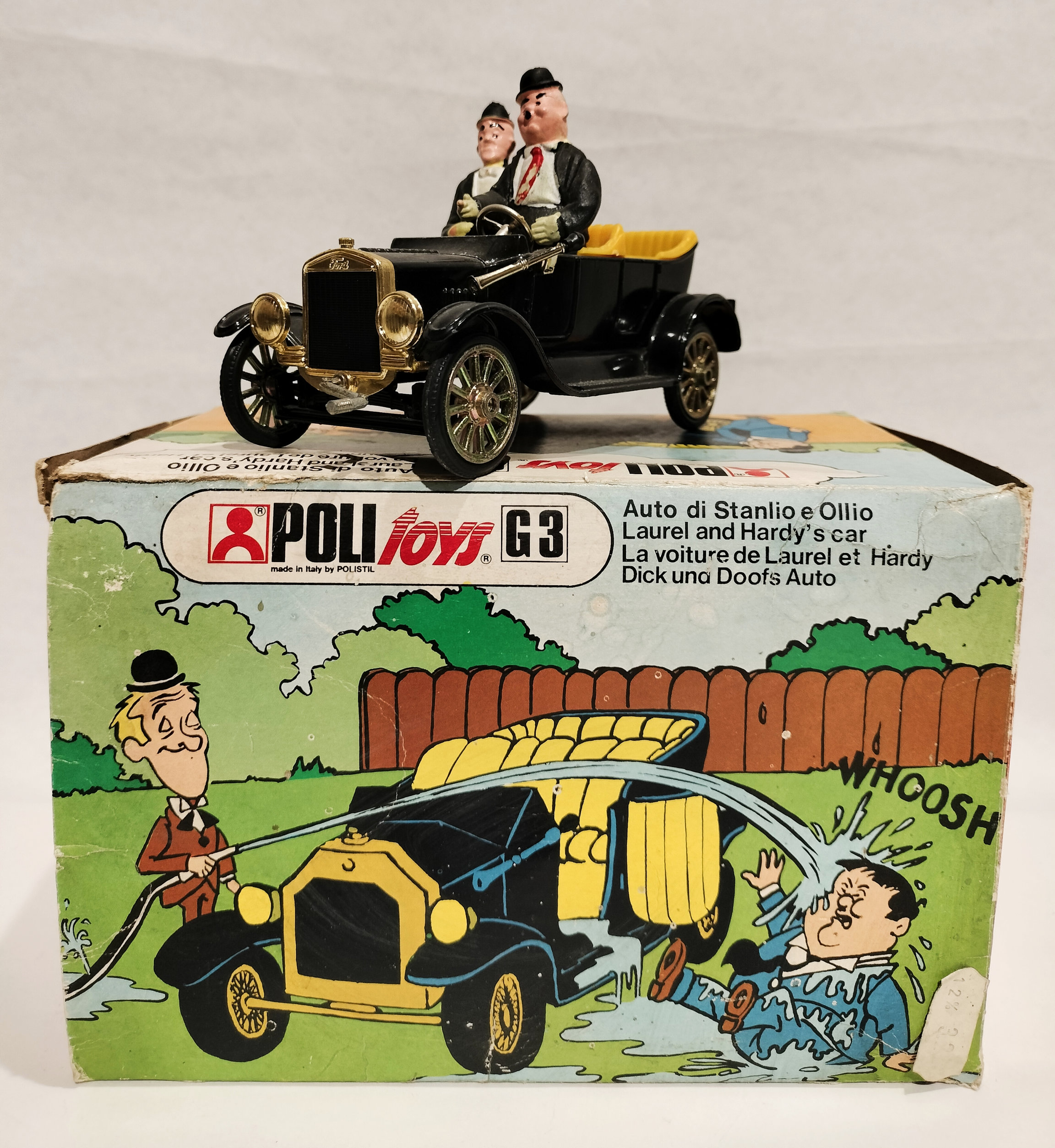 Stanlio e Ollio – In Auto d’Epoca – Scala 1:24 – In Box Poli Toys