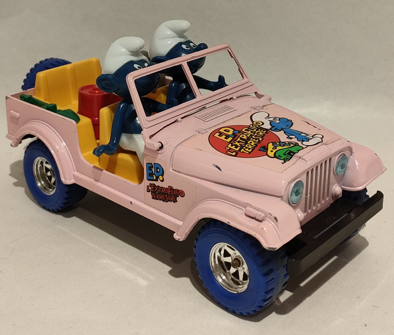 Puffi – Jeep Rosa – Scala 1:24