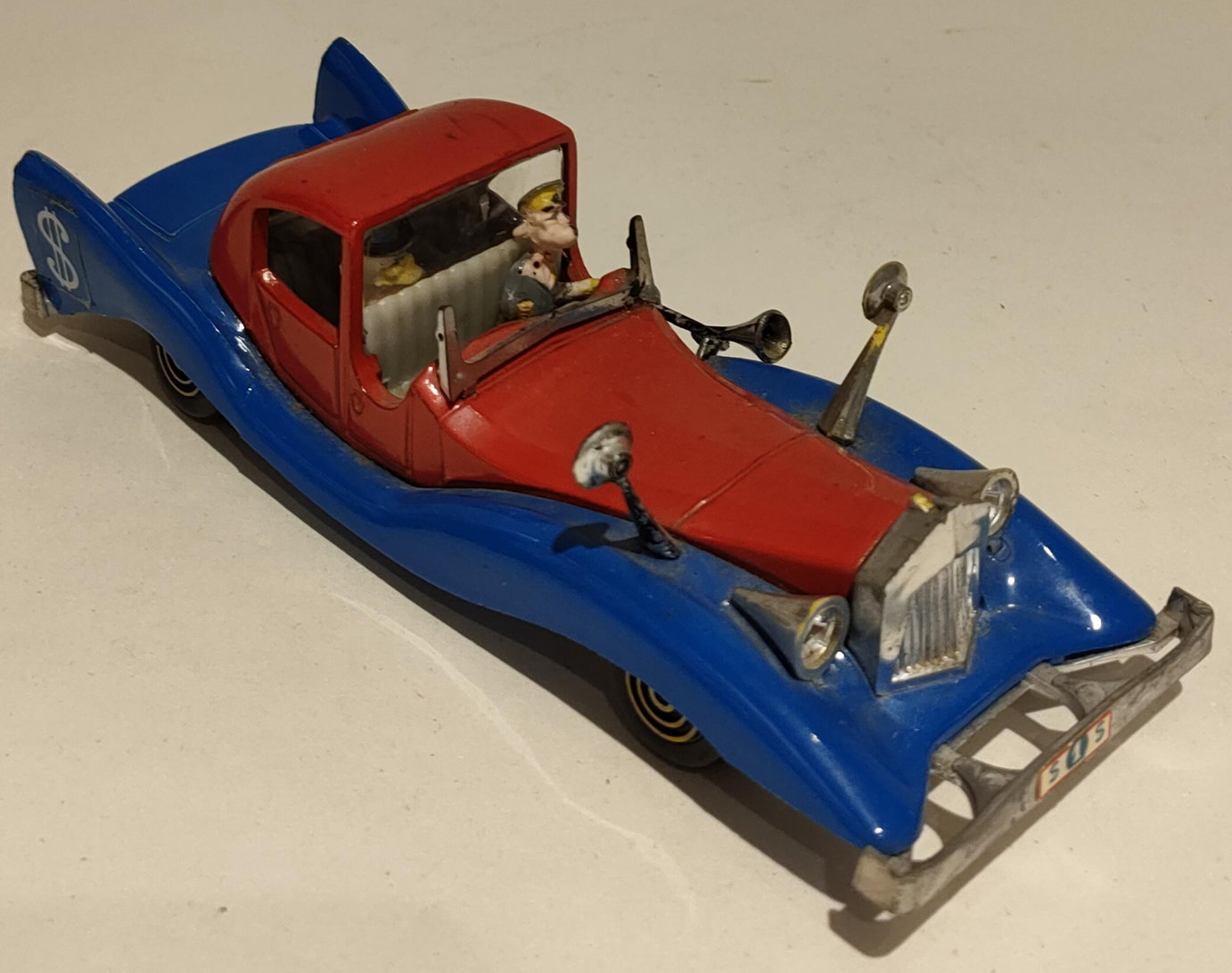 Paperone – In Auto – Scala 1:35