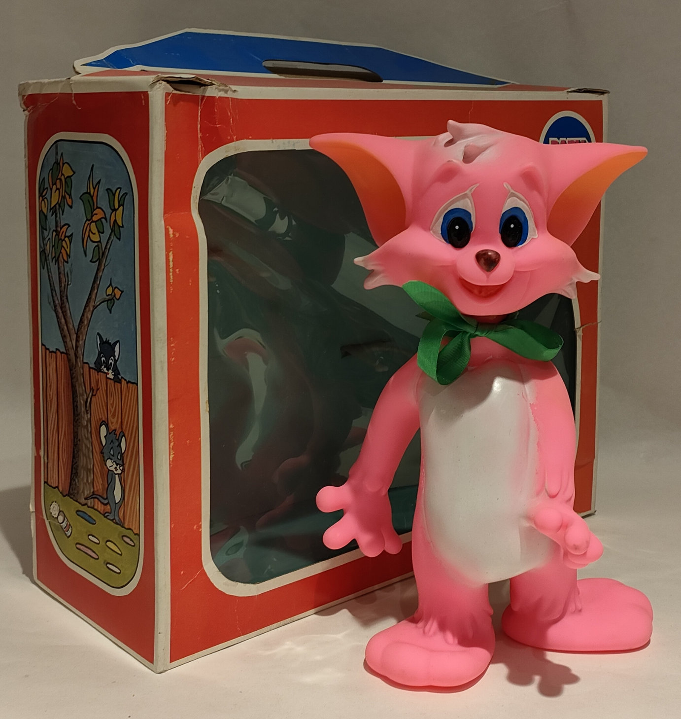 Tom – Fucsia –  In Box