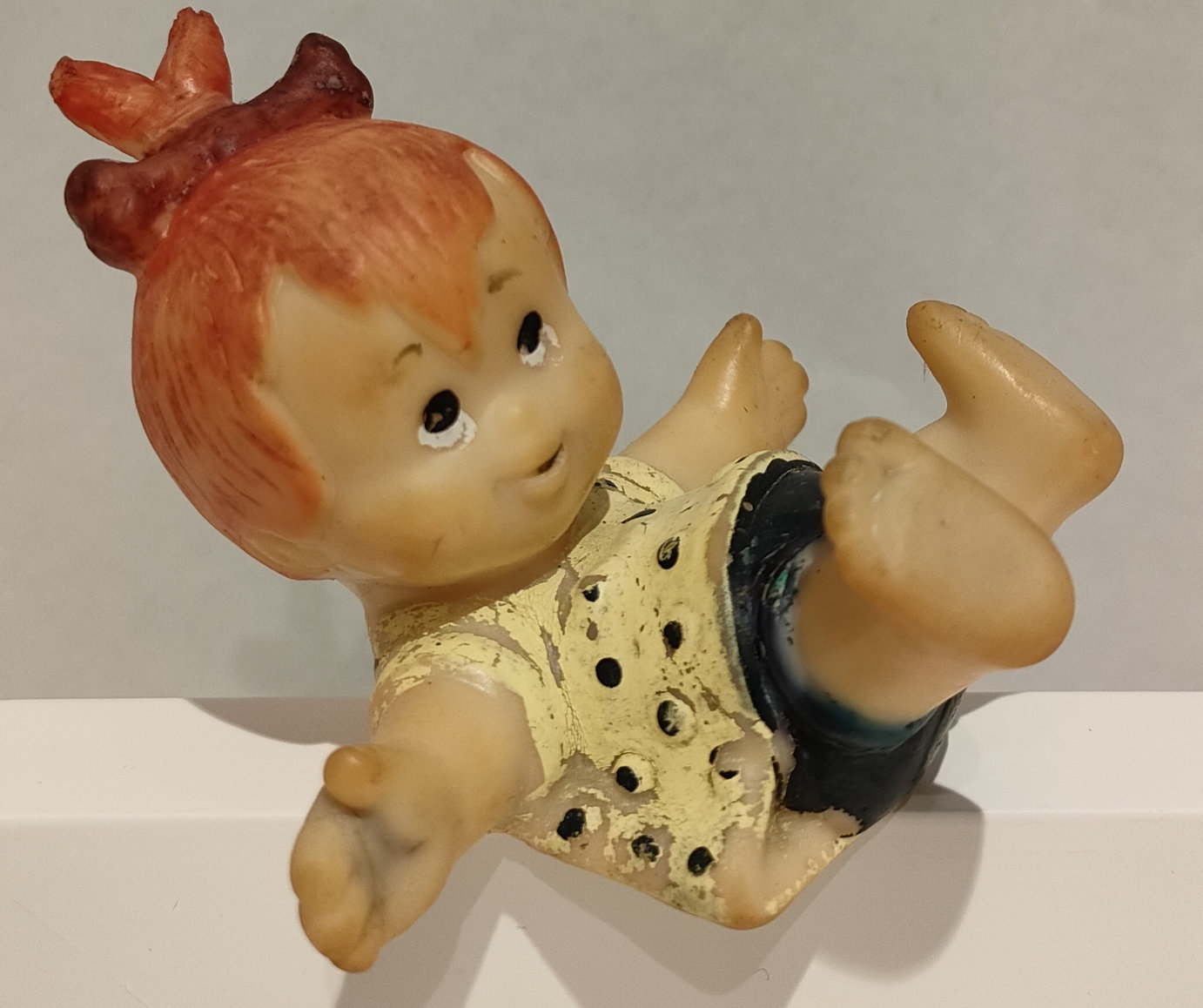 Ciottolina Distesa – Pantaloncini Neri – Maglia Gialla – The Flinston – Hanna & Barbera