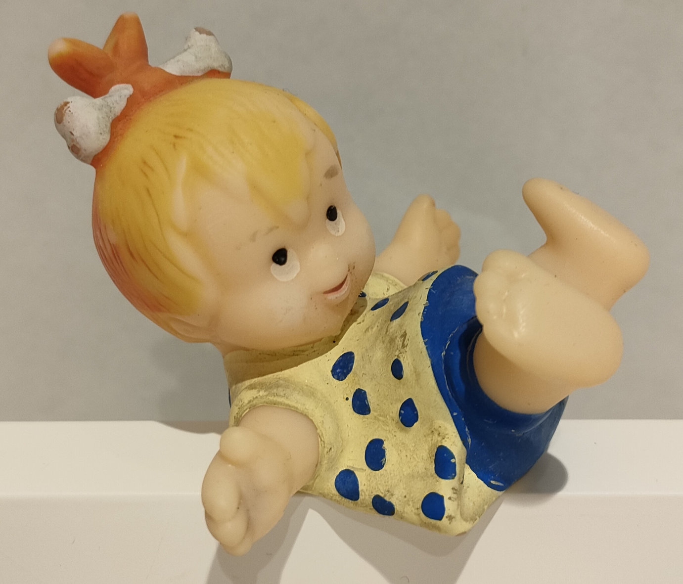 Ciottolina Distesa – Pantaloncini Blu – Maglia Gialla – The Flinston – Hanna & Barbera