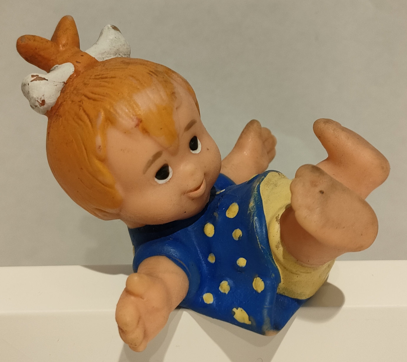 Ciottolina Distesa – Pantaloncini Gialle – Maglia Blu – The Flinston – Hanna & Barbera