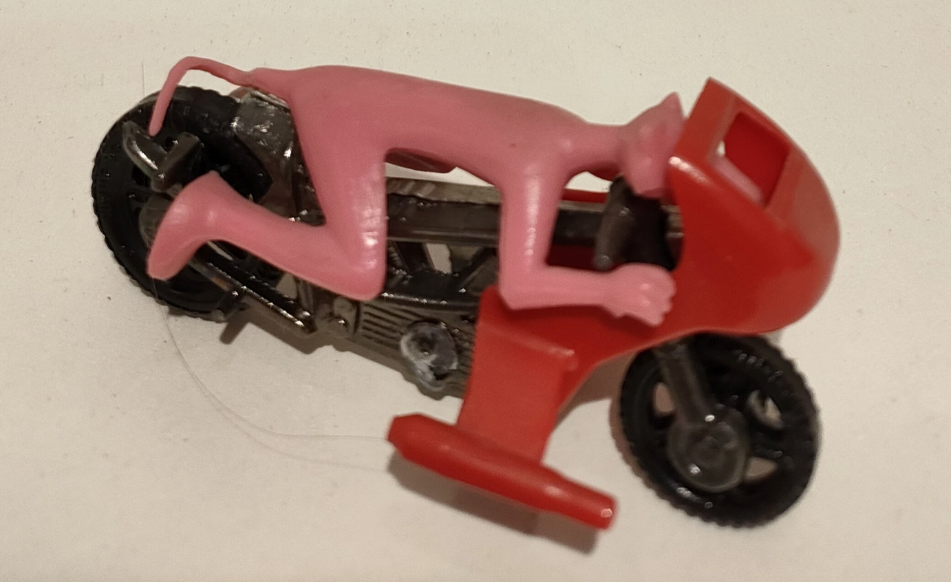 Moto Pantera Rosa