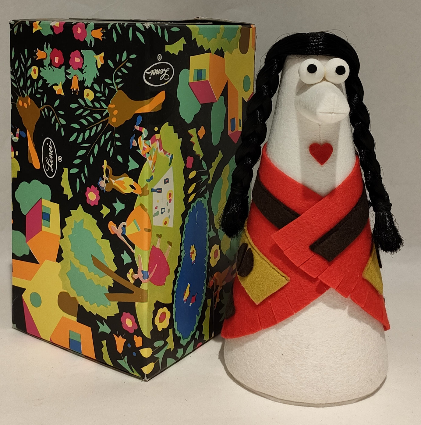 Carmencita – Ricoperta di Panno – In Box