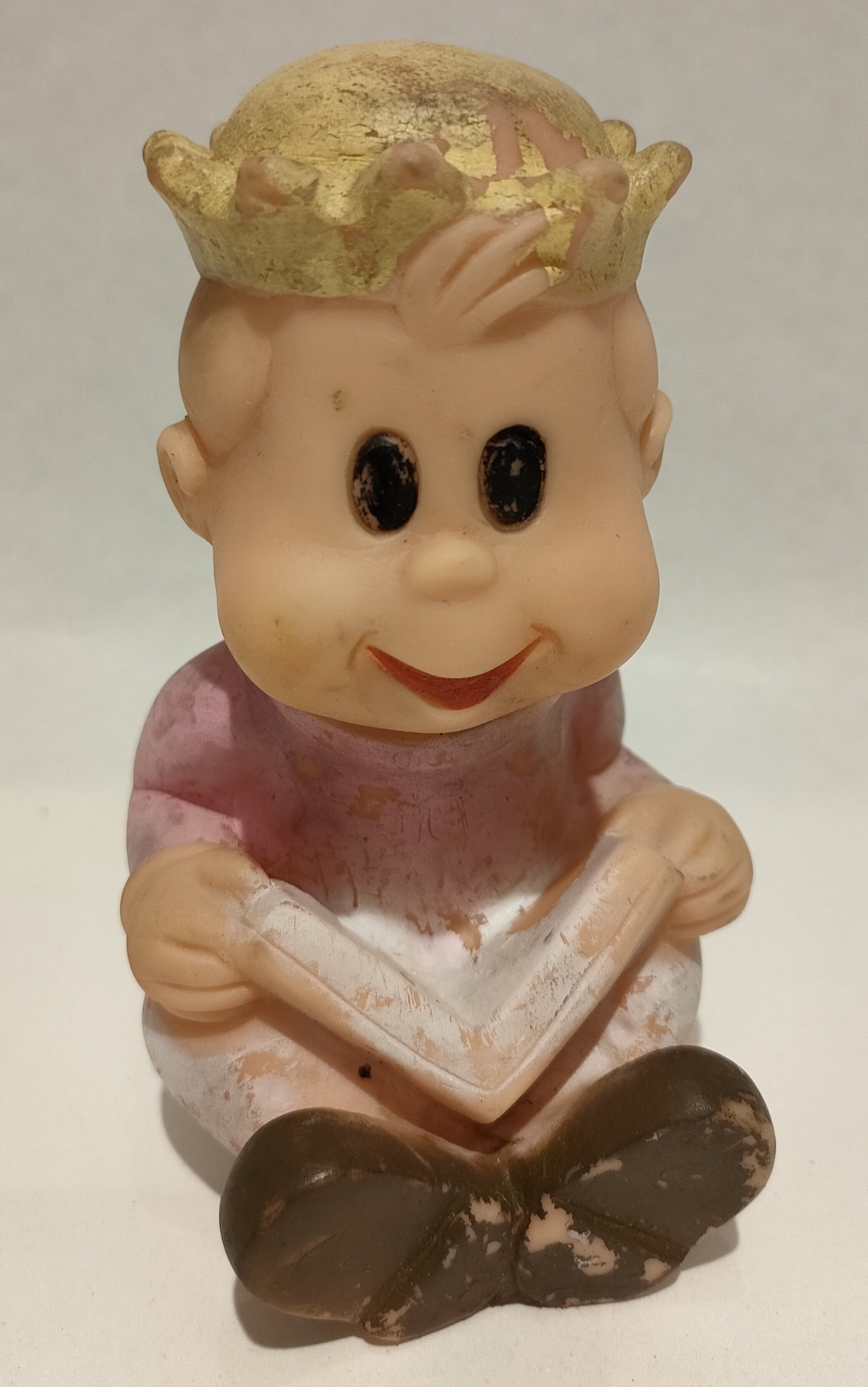 Bambino con Libro – La Piccola Lulù
