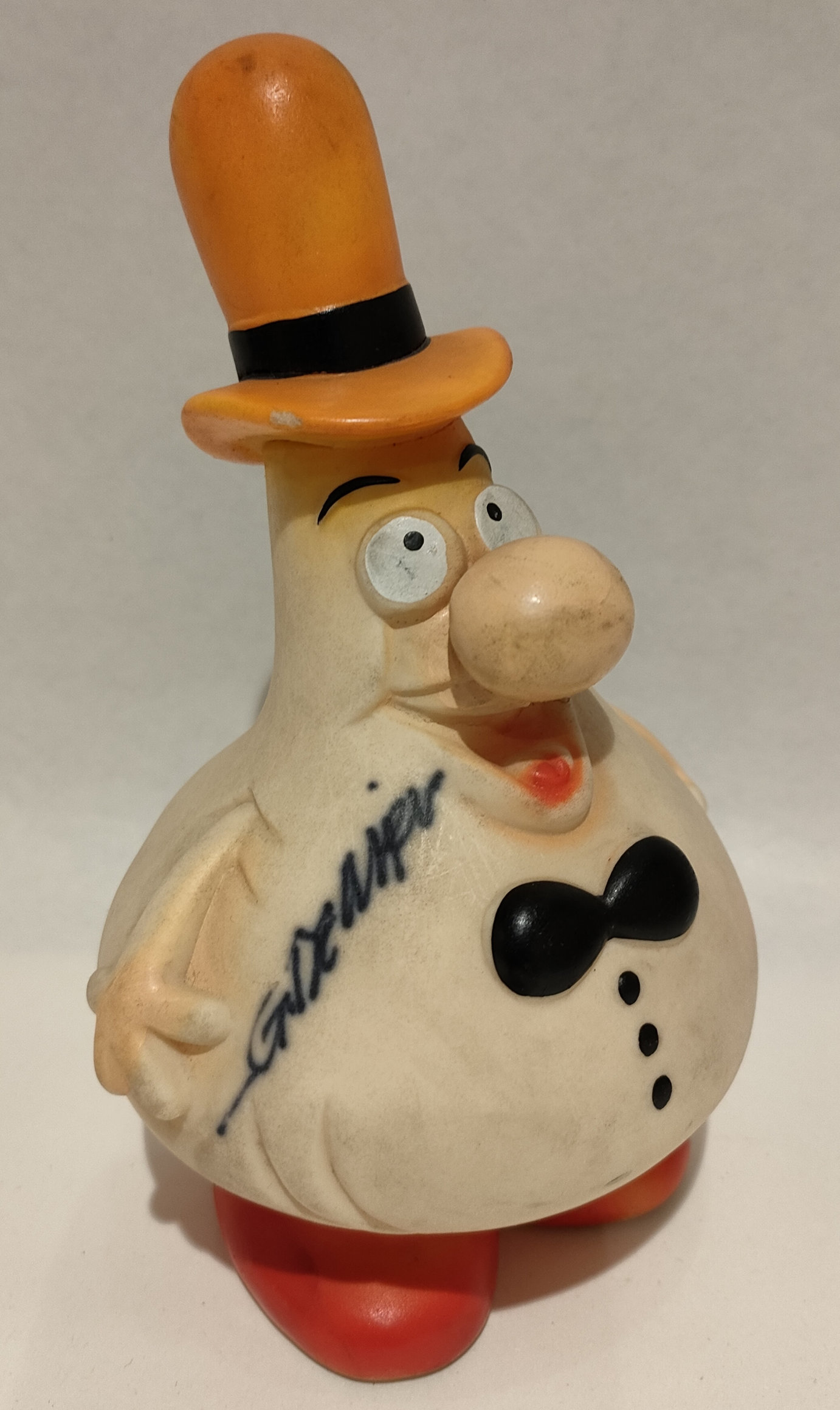 Giumbolo Bianco – Cappello Arancio – Fifi Nero – Art. 376 – Autografato De Maria