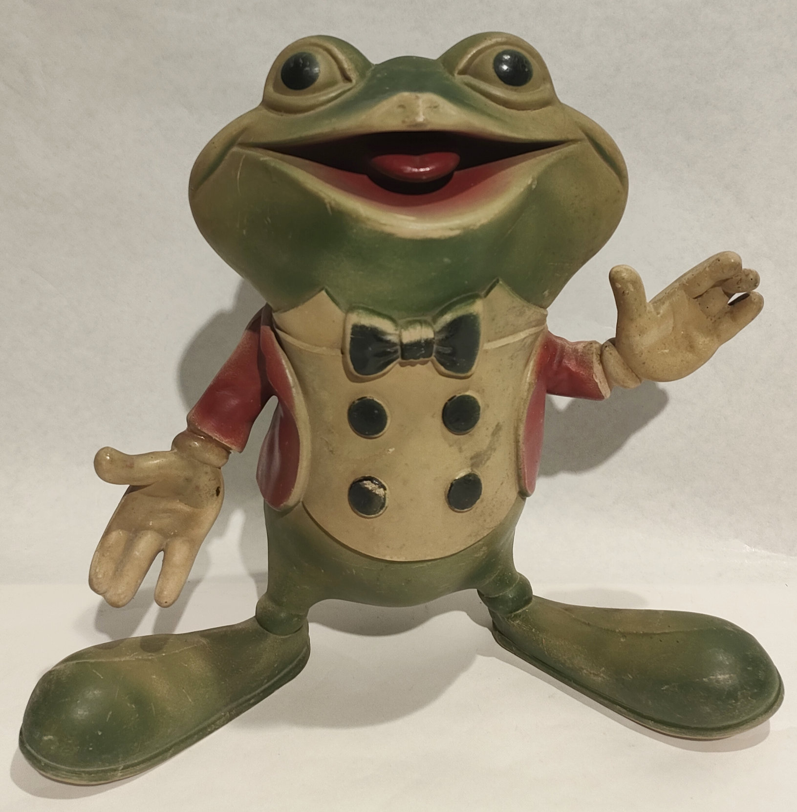 Froggy – Buster Brown
