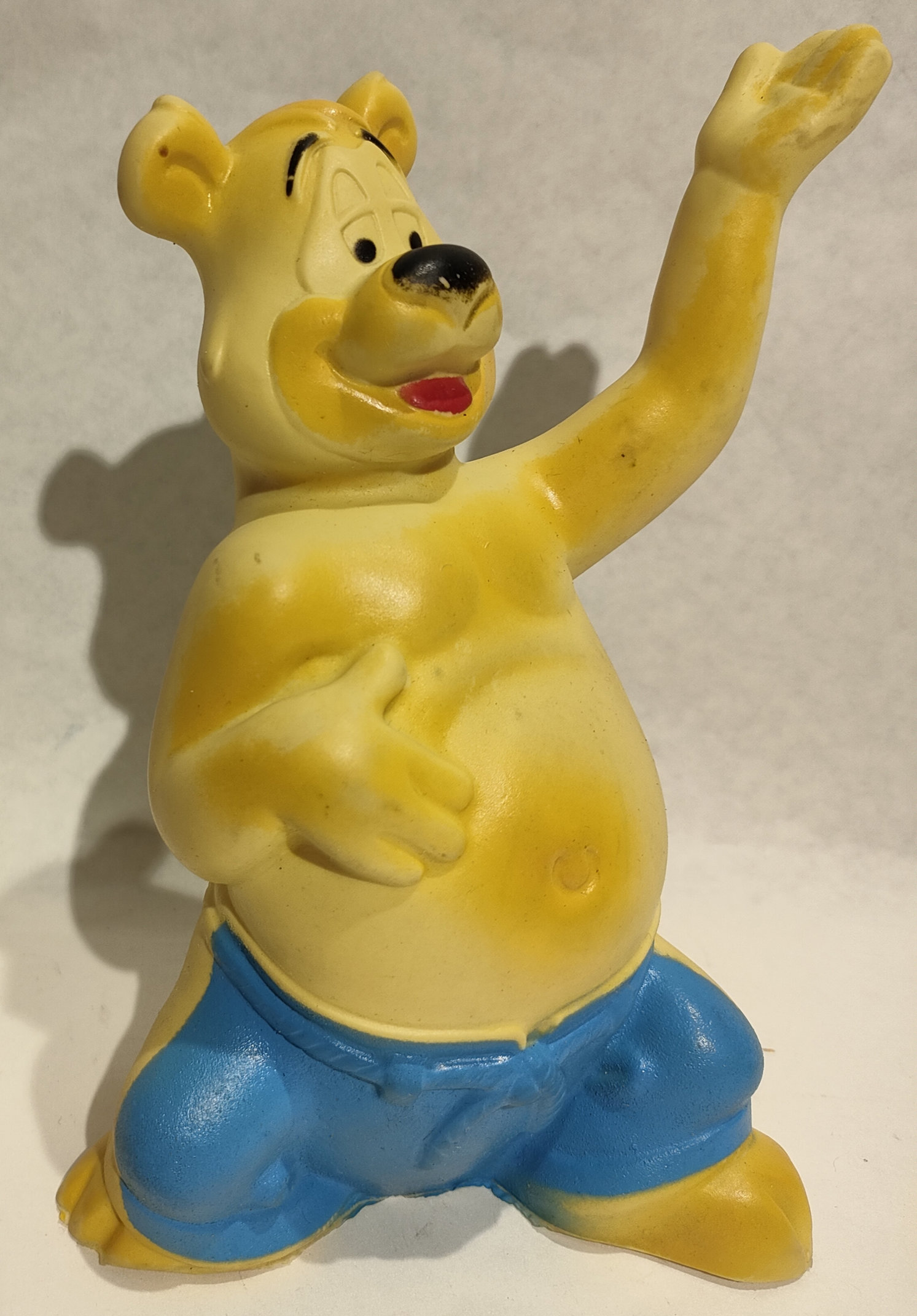 Orso con Pantaloni Azzurri