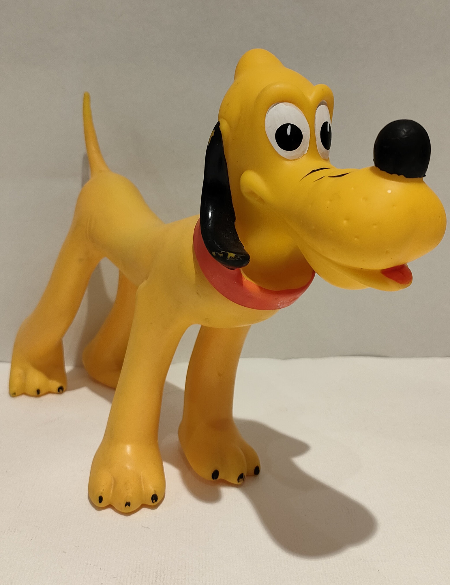 Pluto De Lacoste