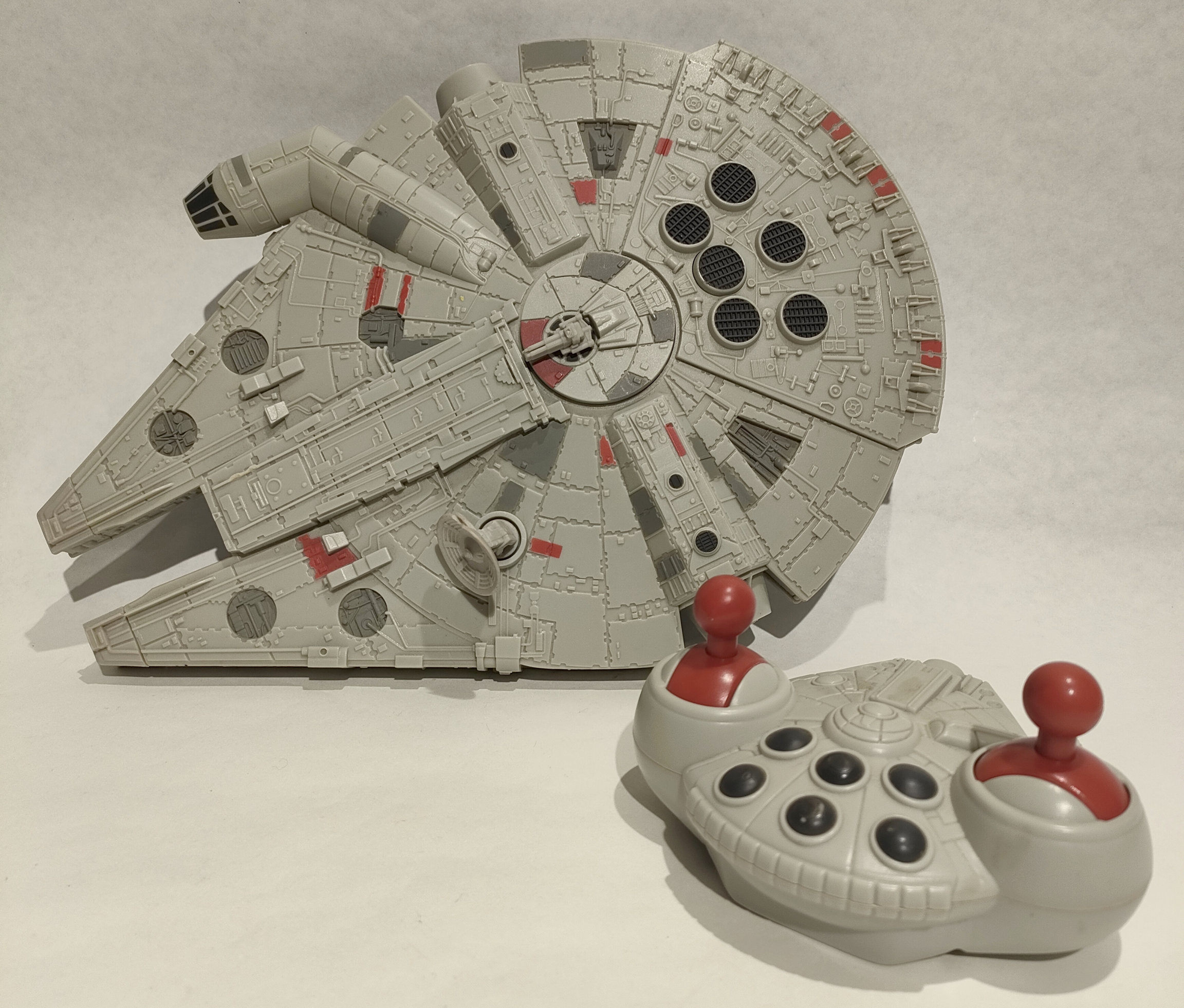 Millennium Falcon – Astronave Starwars – Radiocomandata