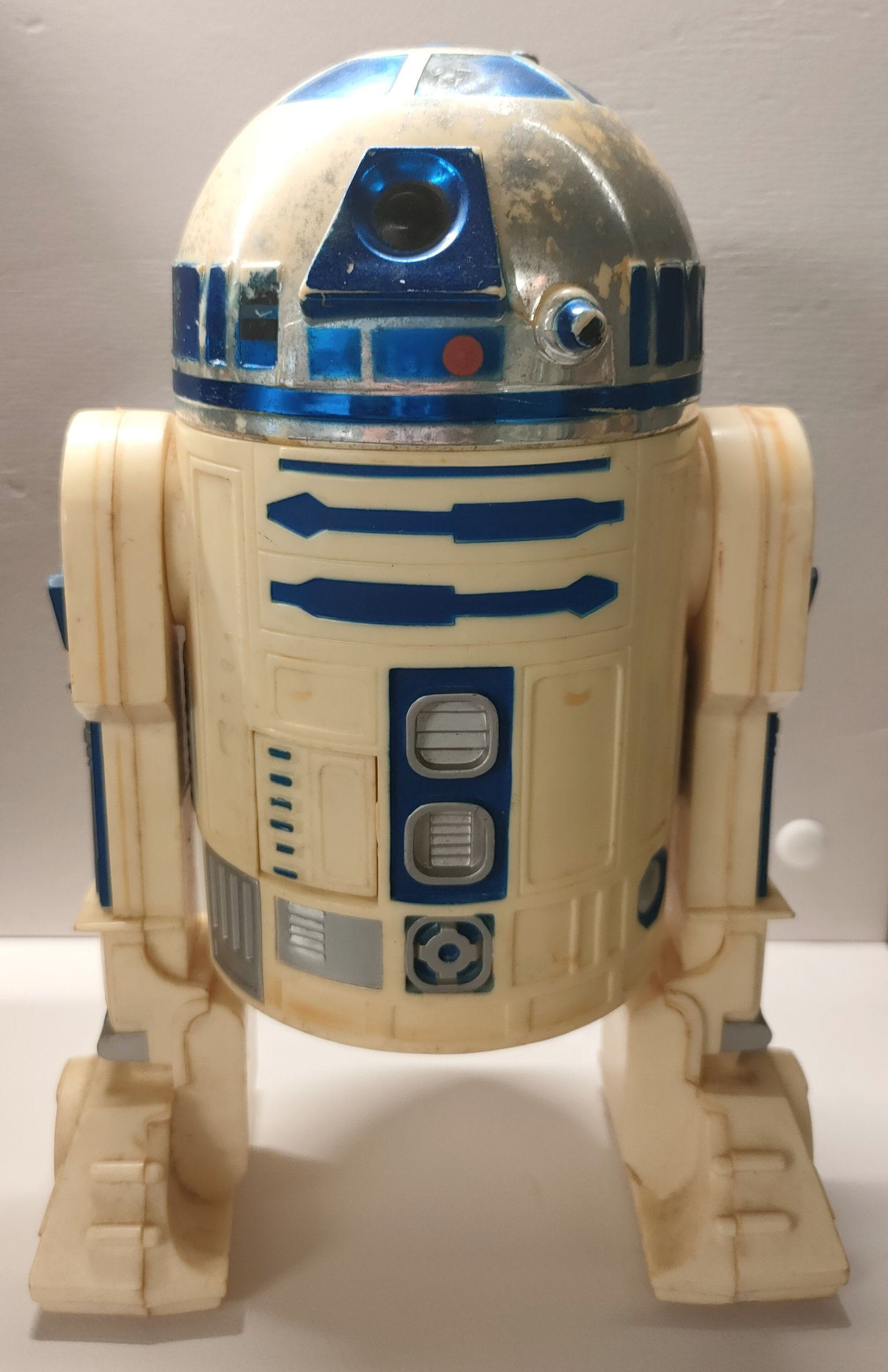 Robot R2D2