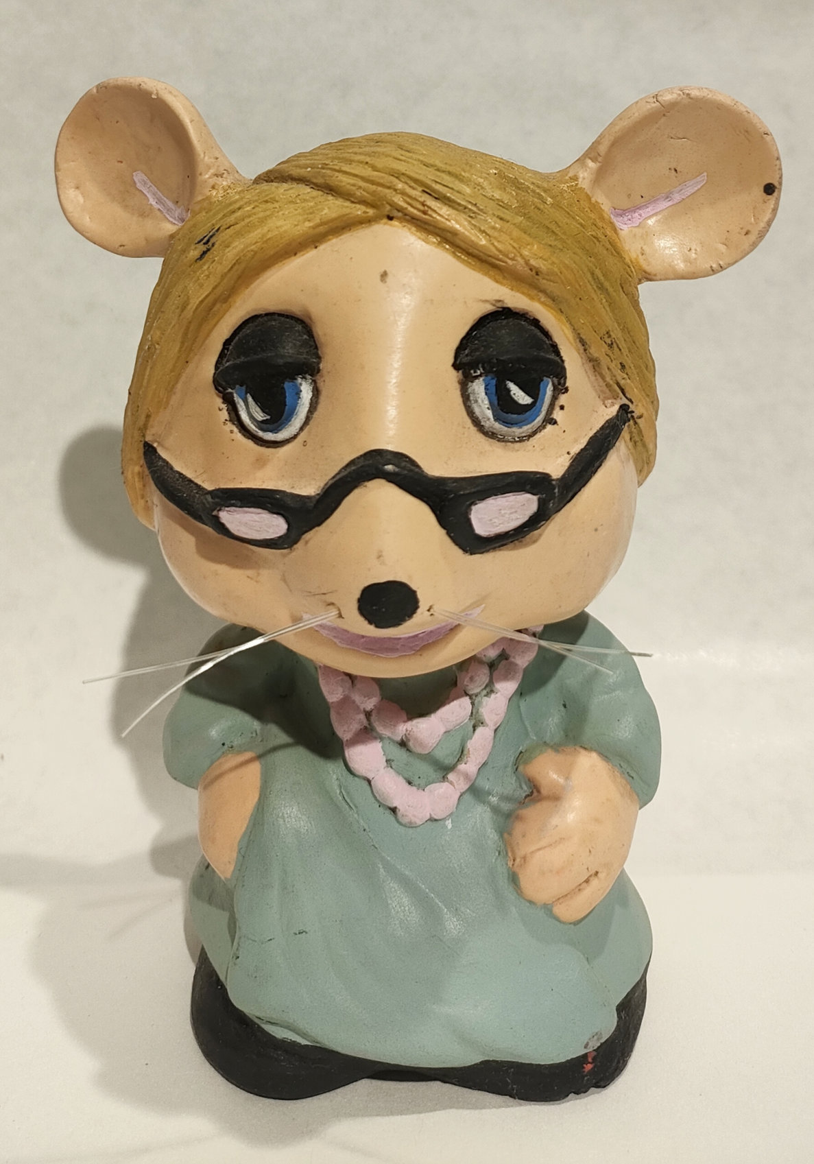Rosy Rosicchia – Con Occhiali