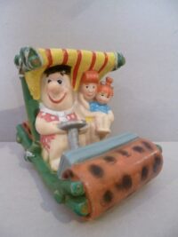 AUTO FRED WILMA CIOTOLINA H.B.  BARTOPLAS MADE IN COLOMBIA  – 13CM