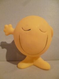 MR MEN GIALLO RUBBERTOYS MADE IN ITALY  – 11CM
