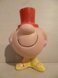 MR MEN MARRON CAPPELLO ROSSO RUBBERTOYS MADE IN ITALY  – 12CM