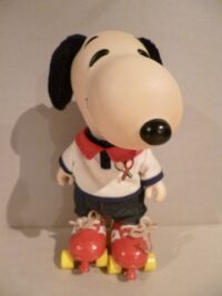 SNOOPY PATTINATORE UNITED FEAT.SYND. INC. KOREA 1966  – 21CM