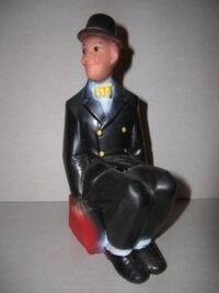 STANLIO SEDUTO ART -496- -2  – ANNI ’70 – 16CM
