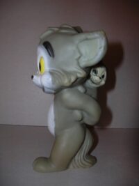 TOM E JERRY 8SULLE SUE SPALLE) COMBEX MADE ENGLAND – ANNI ’70  – 14CM