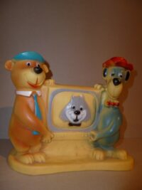 YOGHI & BRACCOBALDO CON TV COMBEX M.IN ENGLAND – 1480 – ANNI ’60 – 17CM