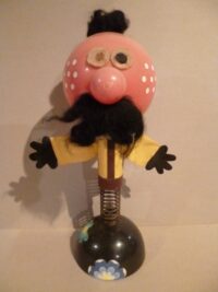 ZEBEDEE (LA GIOSTRA INCANTATA) BASE IN FERRO E VINILE – 35CM
